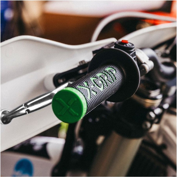 Mansoane Lock-On Braaaap Black/Green XG-2101