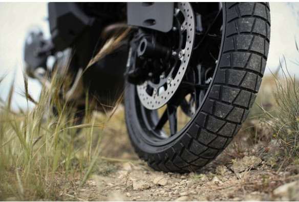 Anvelopa Moto Battlax Adventure Trail AT41R 150/70R18 70V