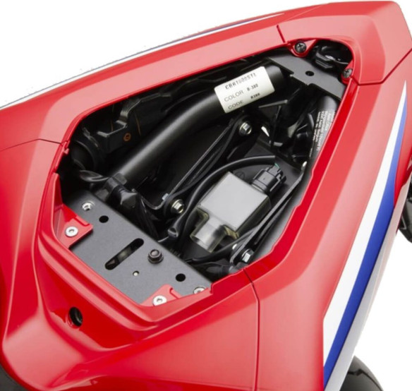 Alimentator USB CBR1000RR-R/CBR1000RR-R SP 08E72-MKR-D10