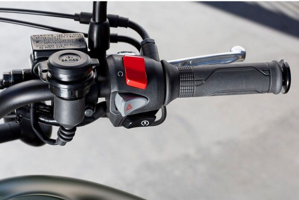 Priza Accesorii 12V CL500 08E70-K3S-JA0