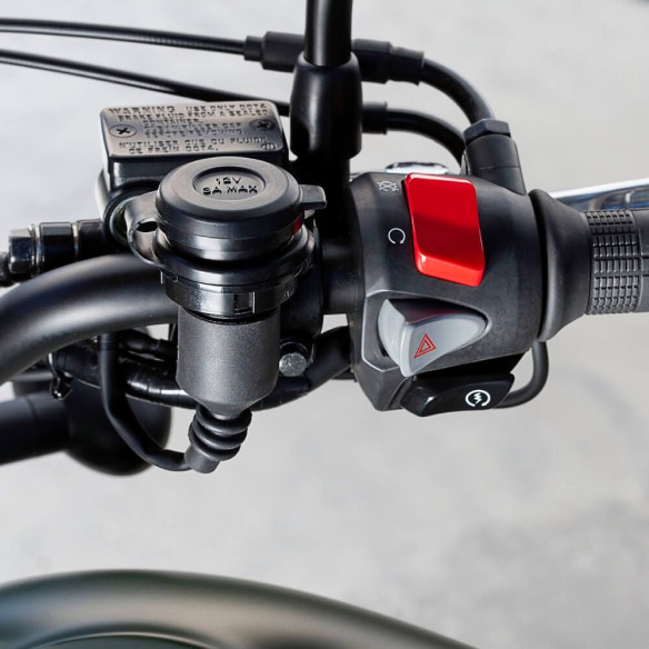 Priza Accesorii 12V CL500 08E70-K3S-JA0