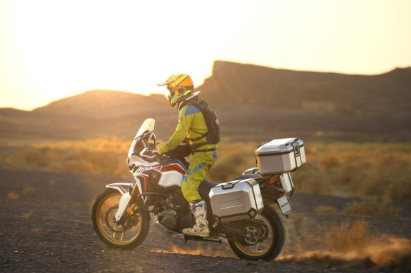 Cutie Laterala Moto Stanga TR47L Terra