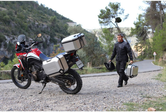 Cutie Laterala Moto Stanga TR47L Terra