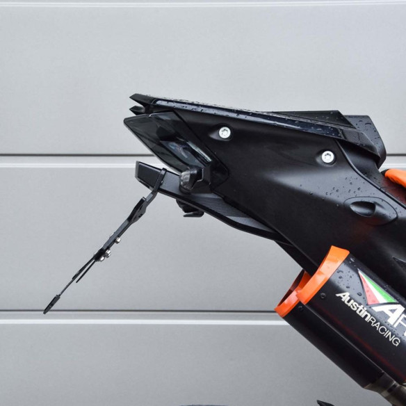 Suport Numar Inmatriculare PREMIUM KTM 1290 Super Duke R/EVO 010083TTY00012BK