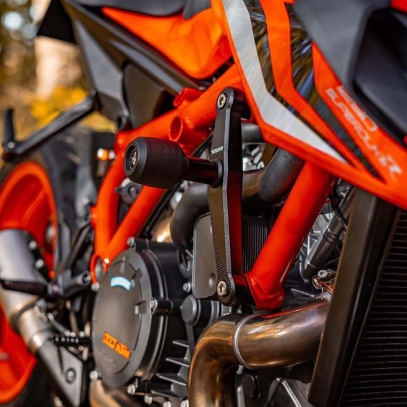Crash Pad KTM 1290/1390 Super Duke R/EVO Black 010083CBS00010BKB