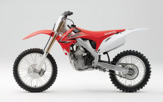 Macheta Motor 1:6 Cross Honda