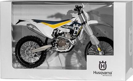 Macheta Motor Husqvarna HVA FE-350/17 1:12