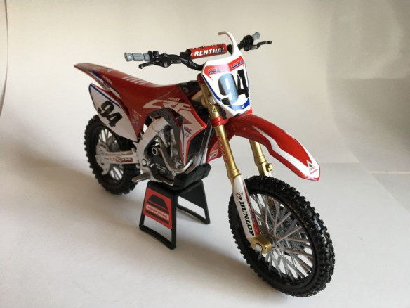 Macheta Motor HRC Honda Factory Ken Roczen 94 1:12