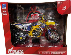 Macheta Moto Travis Pastrana No 199 Nitro Circus Suzuki RMZ 450 Toy 1:12