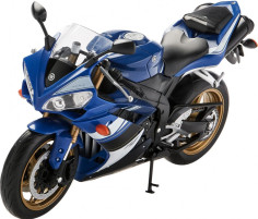 Macheta Yamaha YZF-R1 2004-2011 1:10