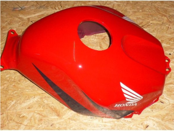 Carena rezervor CBR 600 cod 8315 MEE D00ZA
