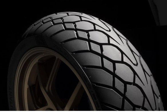 Anvelopa Moto Mutant MUT 120 70ZR19 60W TLM S