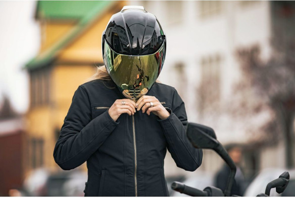 Casca Moto Full-Face Airflite Gloss Solid Black