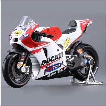 Macheta Motor 1 18 Ducati Andrea Iannone 29
