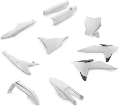 Plastic parts kit