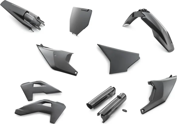 Plastic parts kit