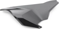 Rear fairing