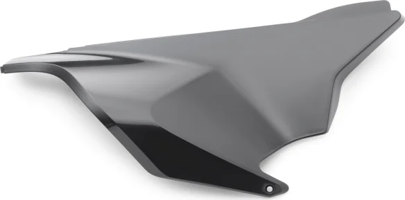 Rear fairing