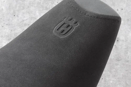Style riders seat