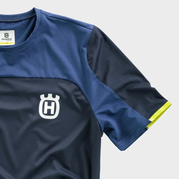Accelerate Tee