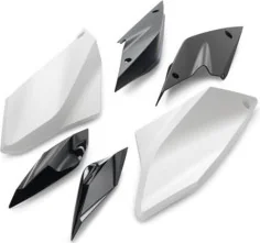 Plastic parts kit