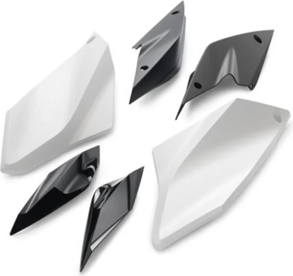 Plastic parts kit