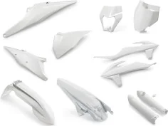 Plastic parts kit