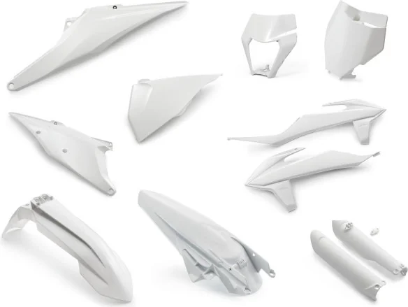 Plastic parts kit