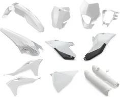 Plastic parts kit