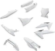 Plastic parts kit