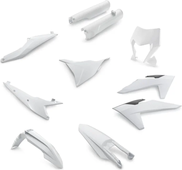 Plastic parts kit