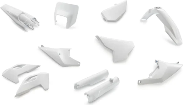 Plastic parts kit