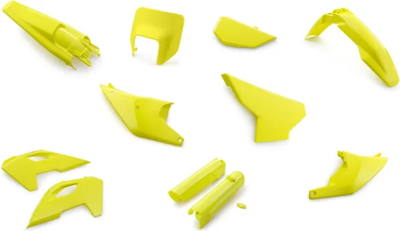 Plastic parts kit