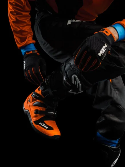 TECH 7 MX BOOTS