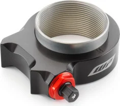 Preload adjuster