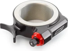 Preload adjuster