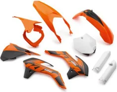 Plastic parts set