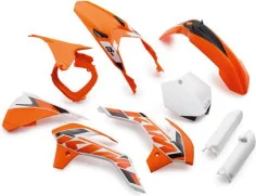 Plastic parts set