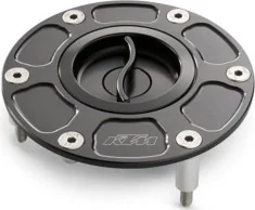 Fuel tank quick lock