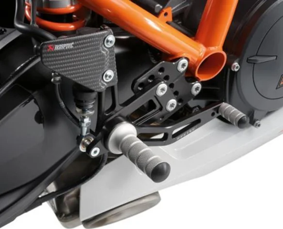 Factory footpeg system