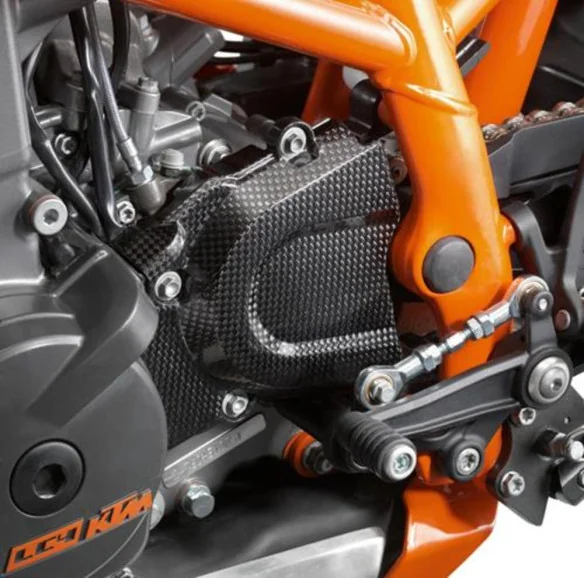 Front sprocket cover