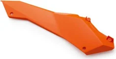 Side fairing