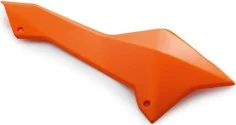 Side fairing