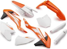 Plastic parts set