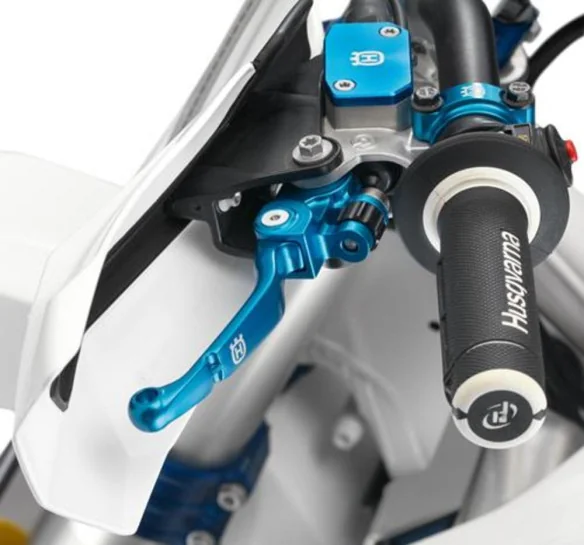 Flex clutch lever
