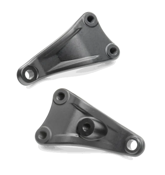 Engine brace set