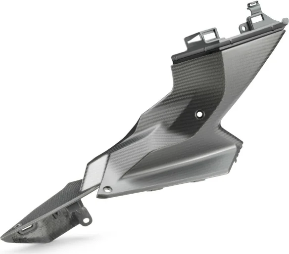 Fuel tank fairing