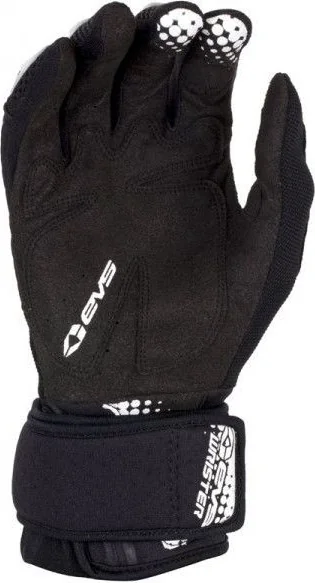 Wrister Glove