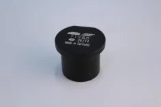 Steering piston holder