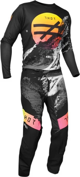 Combo Pantaloni Tricou Prime Pro United Mesmer 2021
